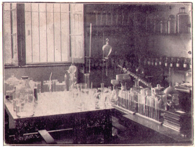 創(chuàng)立初期