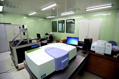 光學(xué)材料檢測實驗室--中國科學(xué)院光電技術(shù)研究所