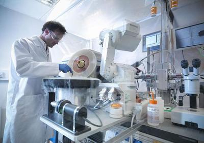 新冠病毒真是生物戰?多項證據直指美國:摧毀生物實驗室刻不容緩