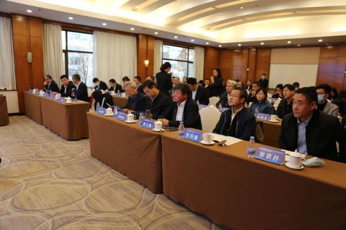 北京市植物工廠工程技術研究中心第九次技術委員會會議暨設施植物綠色生產技術論壇在京召開