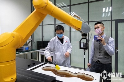 華為手機(jī)鄭平方:榮耀成功源于共享質(zhì)量體系