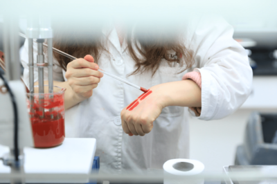 科絲美詩:從制造大廠向品牌孵化大廠轉型