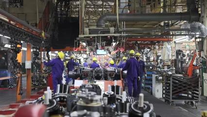 高產(chǎn)之下怎樣高效輕松干活?進(jìn)東風(fēng)工廠看一看!